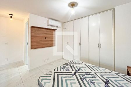 Quarto de apartamento para alugar com 1 quarto, 45m² em Azenha, Porto Alegre