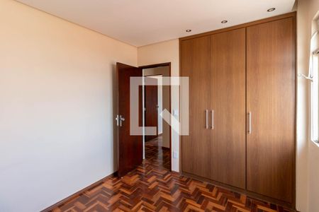 Quarto 2 de apartamento à venda com 2 quartos, 56m² em Lagoinha, Belo Horizonte