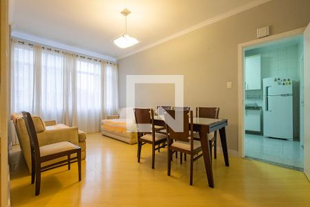 Apartamento à venda com 98m², 2 quartos e 1 vagaSala