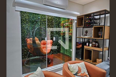 Casa à venda com 104m², 3 quartos e 2 vagas Casa à venda com 104m², 3 quartos e 2 vagasDetalhe da Sala