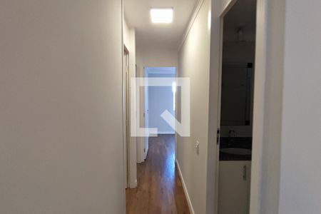 Corredor Quartos de apartamento para alugar com 3 quartos, 61m² em Jardim Ipaussurama, Campinas
