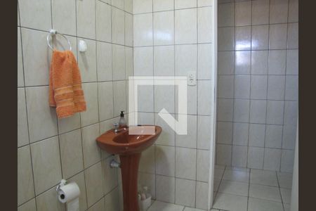 Casa à venda com 280m², 3 quartos e 3 vagasBanheiro 2