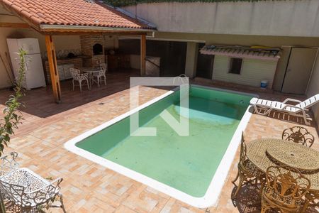 Casa para alugar com 154m², 3 quartos e 3 vagas Casa para alugar com 154m², 3 quartos e 3 vagasPiscina