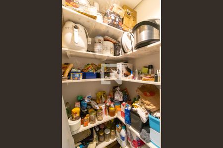 Apartamento à venda com 181m², 4 quartos e 3 vagas Apartamento à venda com 181m², 4 quartos e 3 vagasDispensa