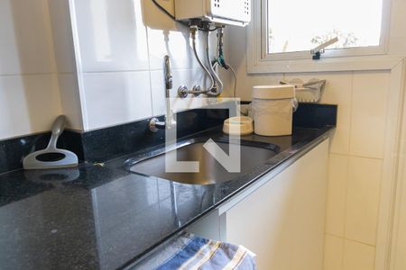 Apartamento à venda com 181m², 4 quartos e 3 vagas Apartamento à venda com 181m², 4 quartos e 3 vagasÁrea de serviço