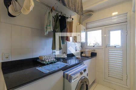 Apartamento à venda com 181m², 4 quartos e 3 vagas Apartamento à venda com 181m², 4 quartos e 3 vagasÁrea de serviço