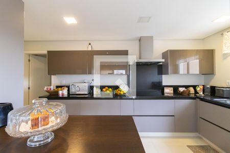 Apartamento à venda com 181m², 4 quartos e 3 vagas Apartamento à venda com 181m², 4 quartos e 3 vagasCozinha