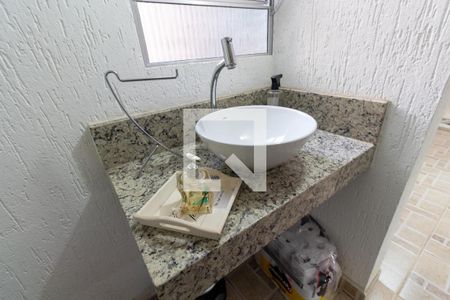 Casa à venda com 150m², 3 quartos e 2 vagasLavabo