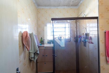 Casa à venda com 150m², 3 quartos e 2 vagasBanheiro 1