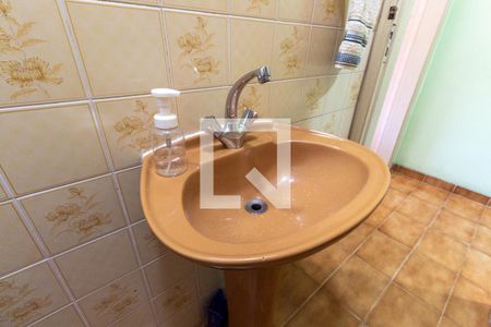 Casa à venda com 150m², 3 quartos e 2 vagasBanheiro 2