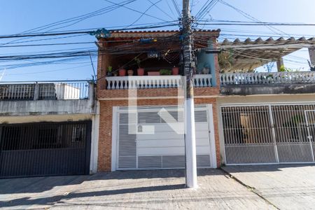 Casa à venda com 150m², 3 quartos e 2 vagasFachada