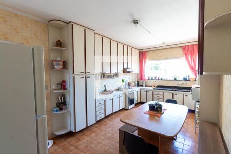 Casa à venda com 150m², 3 quartos e 2 vagasCozinha