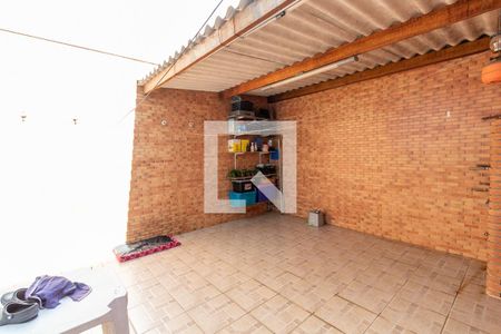 Casa à venda com 150m², 3 quartos e 2 vagasQuintal