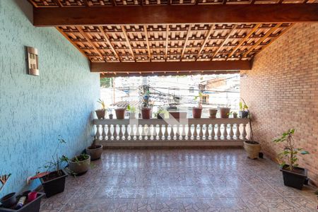 Casa à venda com 150m², 3 quartos e 2 vagasVaranda