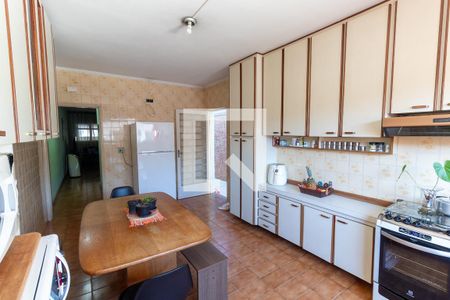 Casa à venda com 150m², 3 quartos e 2 vagasCozinha