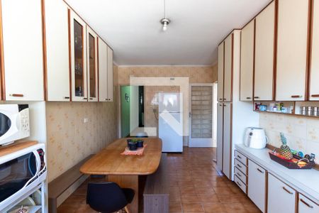 Casa à venda com 150m², 3 quartos e 2 vagasCozinha