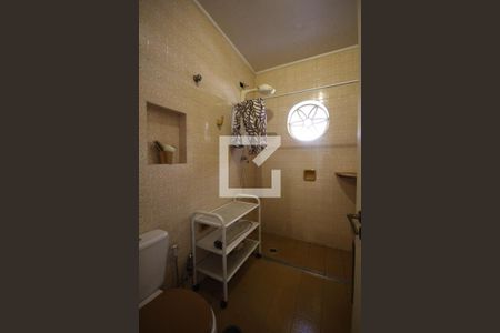 Casa à venda com 260m², 3 quartos e 3 vagasBanheiro