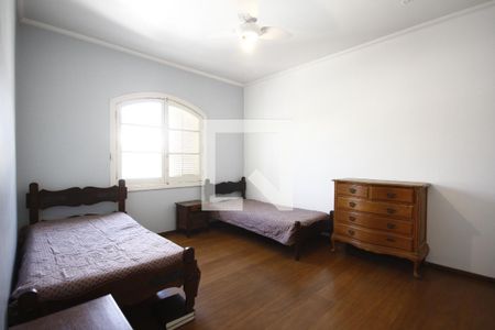 Casa à venda com 260m², 3 quartos e 3 vagasQuarto 2