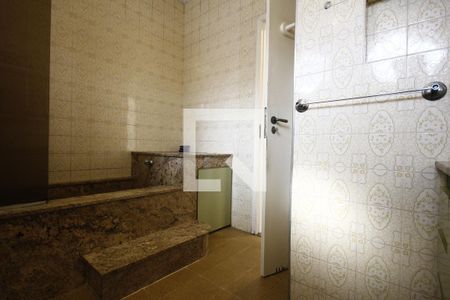 Casa à venda com 260m², 3 quartos e 3 vagasSuíte