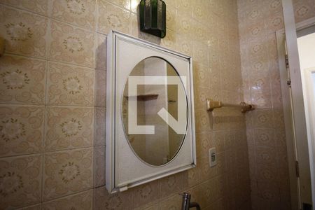 Casa à venda com 260m², 3 quartos e 3 vagasBanheiro