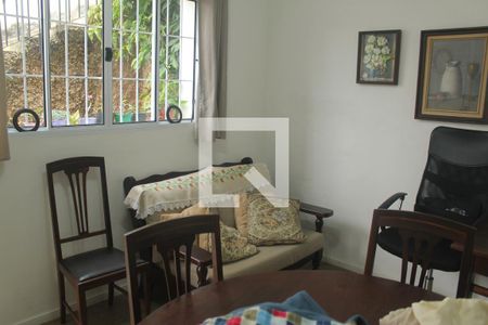 Casa à venda com 180m², 4 quartos e 3 vagasQuarto 3