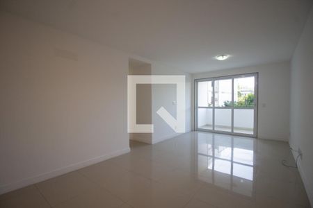 Sala de apartamento para alugar com 2 quartos, 90m² em Recreio dos Bandeirantes, Rio de Janeiro