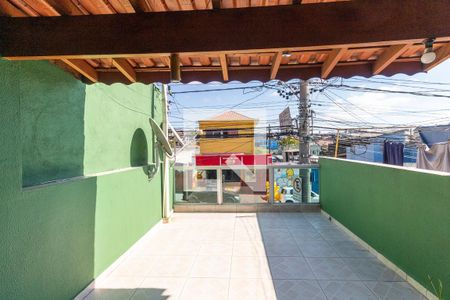 Casa à venda com 70m², 2 quartos e 1 vagaQuintal