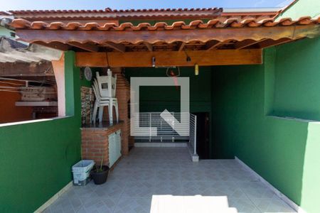 Casa à venda com 70m², 2 quartos e 1 vagaQuintal