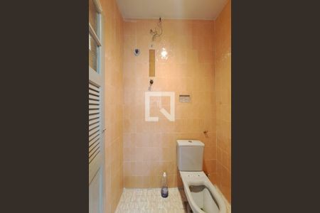 Apartamento para alugar com 90m², 2 quartos e 1 vaga Apartamento para alugar com 90m², 2 quartos e 1 vagaBanheiro de serviço