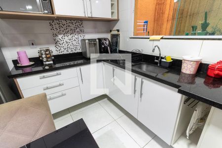 Casa de condomínio à venda com 60m², 2 quartos e 1 vagaCozinha - Armários