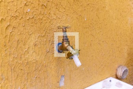 Casa de condomínio à venda com 60m², 2 quartos e 1 vagaLavanderia (Torneira)