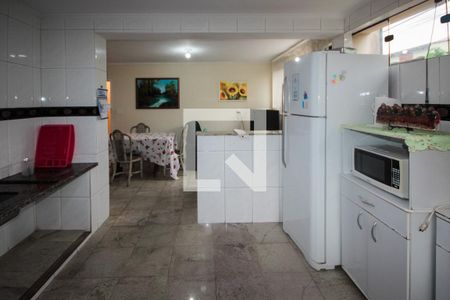 Casa à venda com 305m², 6 quartos e 7 vagasPiso -1: Cozinha