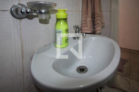 Casa à venda com 305m², 6 quartos e 7 vagasPiso -1: Banheiro