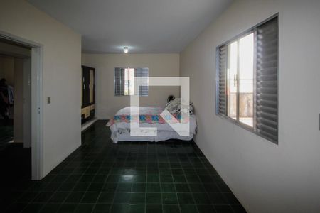 Casa à venda com 305m², 6 quartos e 7 vagasPiso 1: Quarto 1