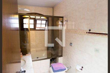 Casa à venda com 330m², 3 quartos e 3 vagasBanheiro da Suíte