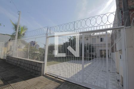 Casa à venda com 180m², 4 quartos e 4 vagasFachada