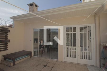 Casa à venda com 180m², 4 quartos e 4 vagasChurrasqueira