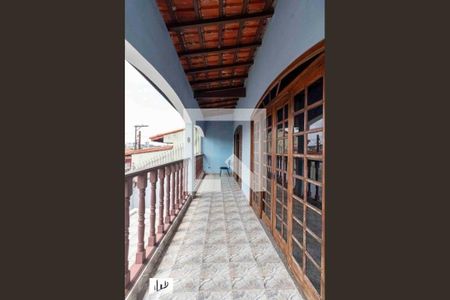 Casa à venda com 280m², 4 quartos e 6 vagas