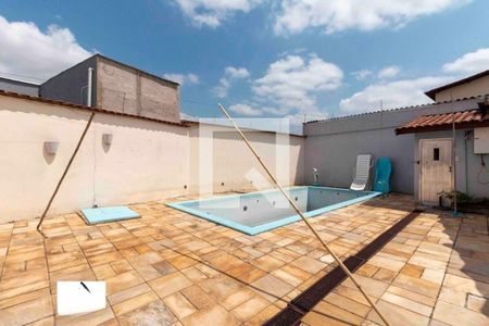 Casa à venda com 280m², 4 quartos e 6 vagas