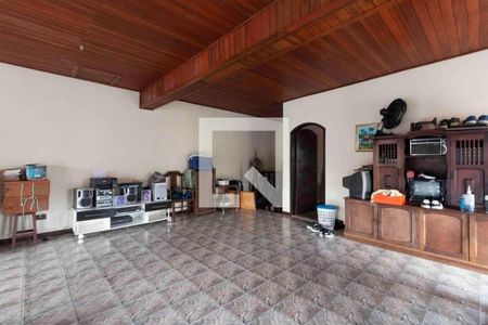 Casa à venda com 280m², 4 quartos e 6 vagas