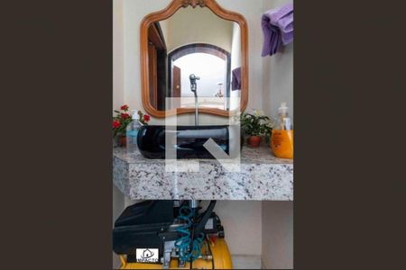 Casa à venda com 280m², 4 quartos e 6 vagas