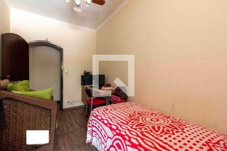 Casa à venda com 280m², 4 quartos e 6 vagas