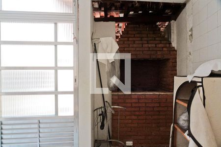 Casa à venda com 229m², 3 quartos e 2 vagas Casa à venda com 229m², 3 quartos e 2 vagasÁrea de Serviço