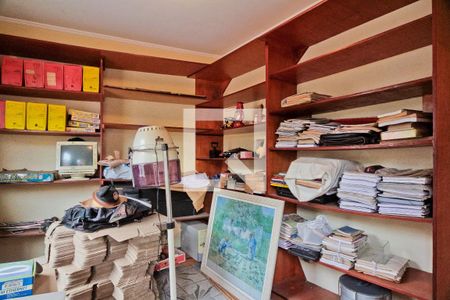 Casa à venda com 229m², 3 quartos e 2 vagas Casa à venda com 229m², 3 quartos e 2 vagasEdícula