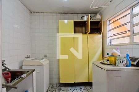 Casa à venda com 229m², 3 quartos e 2 vagas Casa à venda com 229m², 3 quartos e 2 vagasÁrea de Serviço