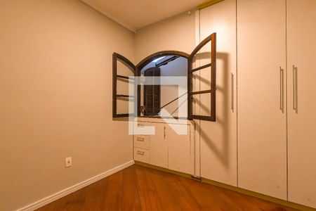 Quarto 1 de casa à venda com 3 quartos, 210m² em Vila Rosalia, Guarulhos