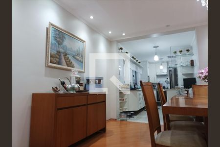 Casa à venda com 245m², 7 quartos e 1 vaga Casa à venda com 245m², 7 quartos e 1 vagaSala de Jantar