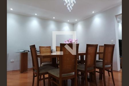 Casa à venda com 245m², 7 quartos e 1 vaga Casa à venda com 245m², 7 quartos e 1 vagaSala de Jantar