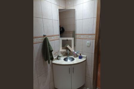 Casa à venda com 245m², 7 quartos e 1 vaga Casa à venda com 245m², 7 quartos e 1 vagaBanheiro 02 suíte