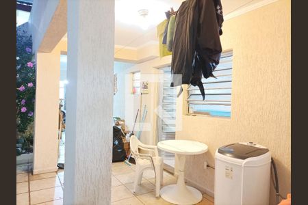 Casa à venda com 245m², 7 quartos e 1 vaga Casa à venda com 245m², 7 quartos e 1 vagaLavanderia